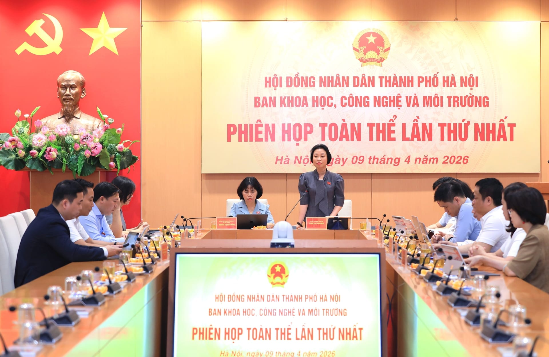 Dự Phiên họp toàn thể của Ban KHCN&MT